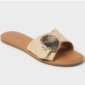 Universal Thread Tan and Gold Slide Sandals